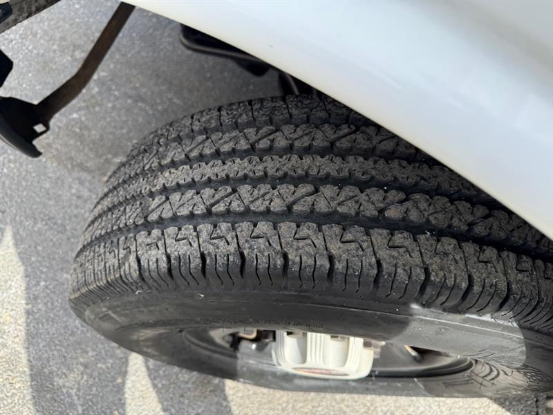 GMC Savana G3500 Cargo 2011