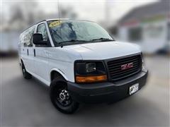 2011 GMC Savana 