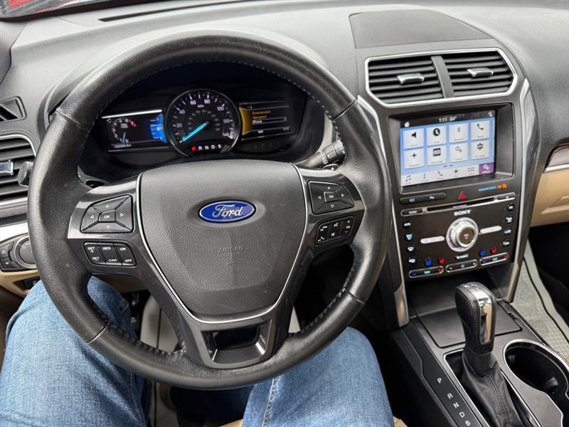 Ford Explorer Limited 4WD 2017