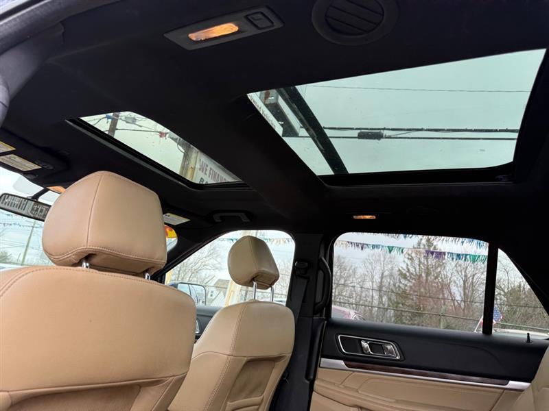 Ford Explorer Limited 4WD 2017