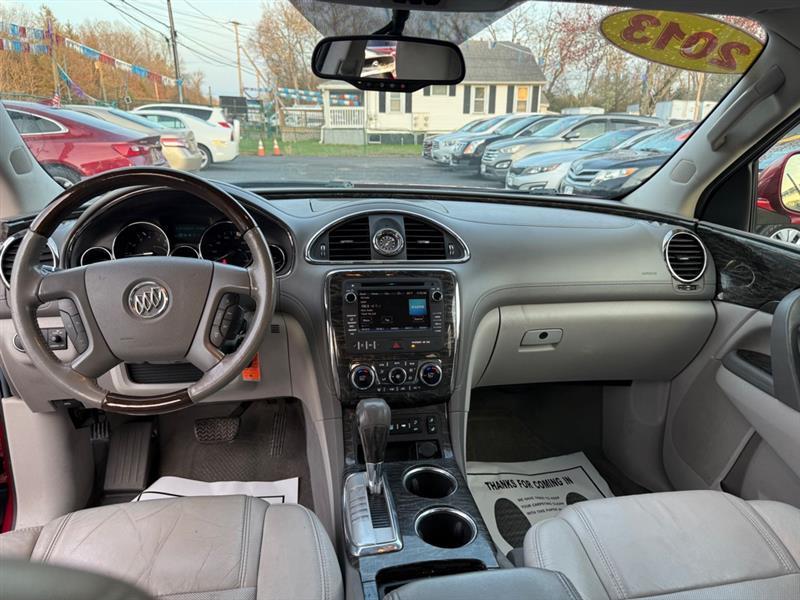 Buick Enclave Leather AWD 2013