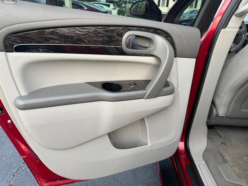Buick Enclave Leather AWD 2013