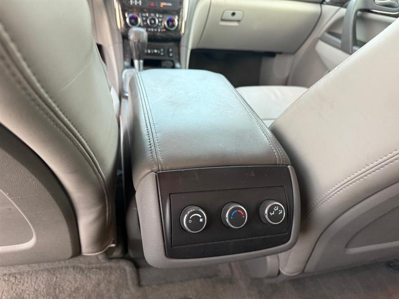 Buick Enclave Leather AWD 2013
