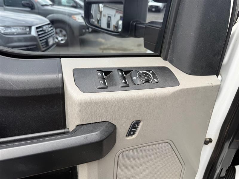 Ford F-250 SD King Ranch Crew Cab 4WD 2017