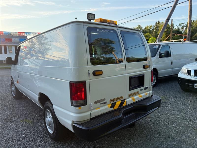 Ford Econoline E-150 2014