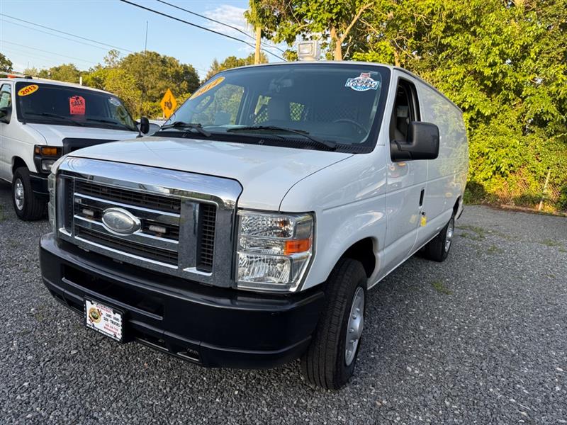 Ford Econoline E-150 2014