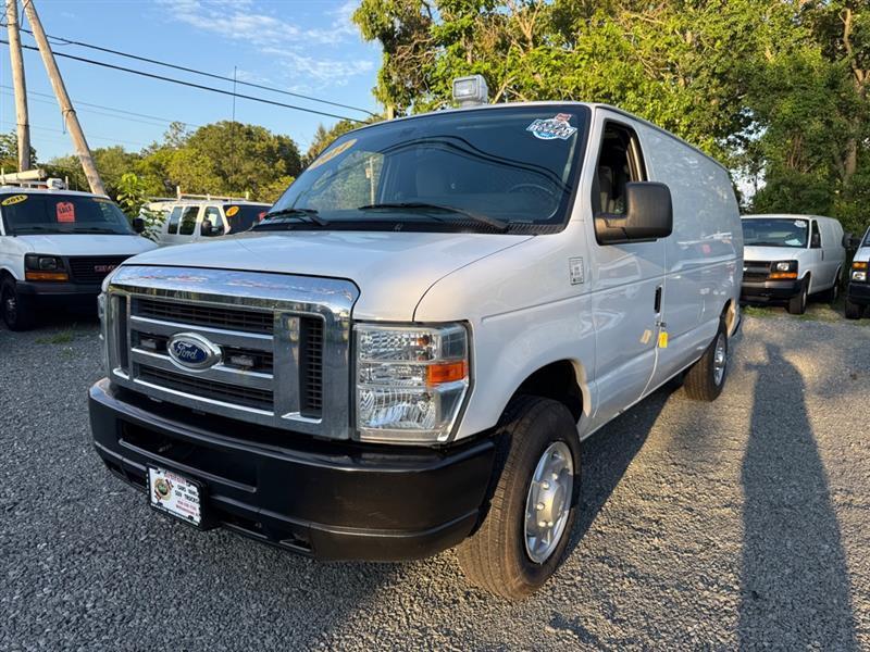 Ford Econoline E-150 2014
