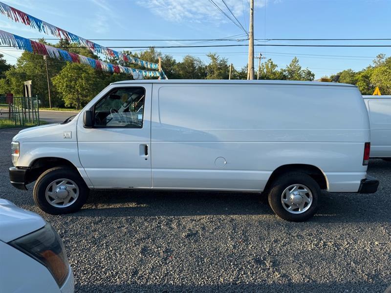 Ford Econoline E-150 2014