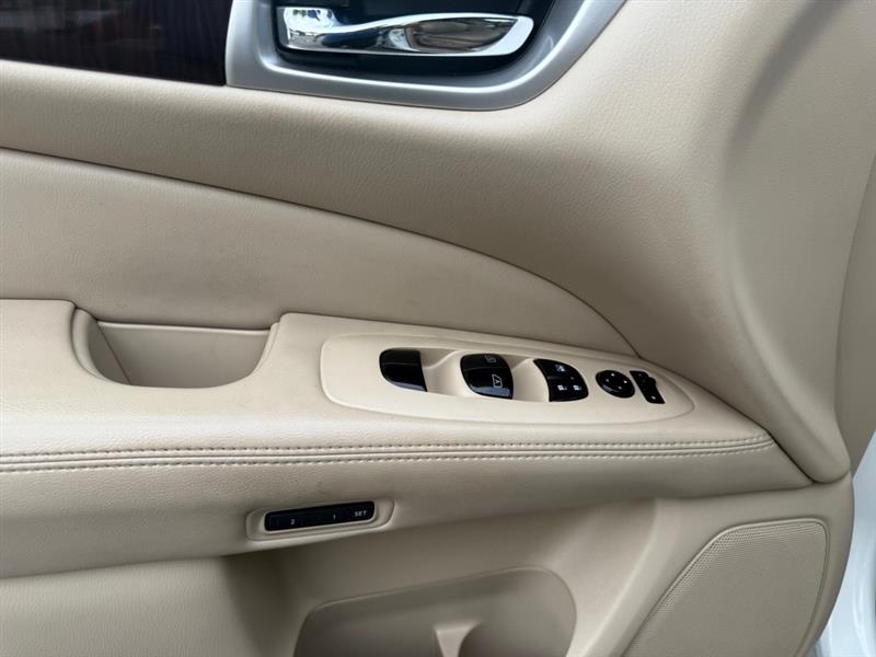 Nissan Pathfinder S 4WD 2014 Nissan Pathfinder S 4WD 2014