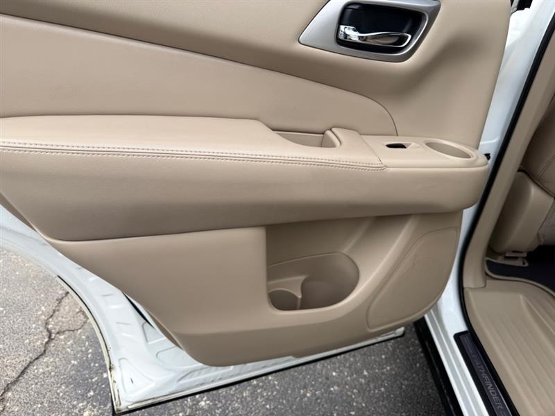 Nissan Pathfinder S 4WD 2014 Nissan Pathfinder S 4WD 2014