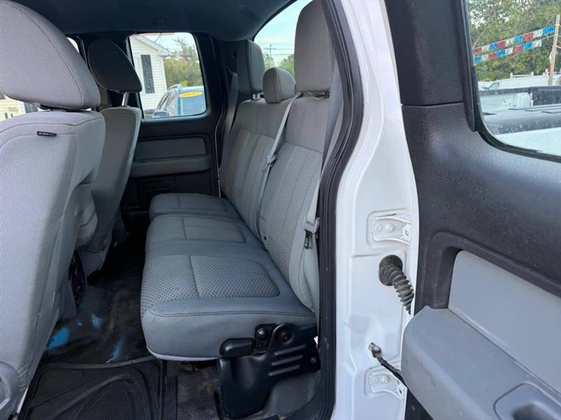 Ford F-150 XL SuperCab 6.5-ft. Bed 4WD 2014