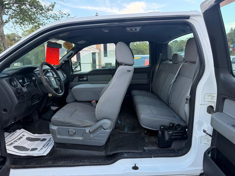 Ford F-150 XL SuperCab 6.5-ft. Bed 4WD 2014