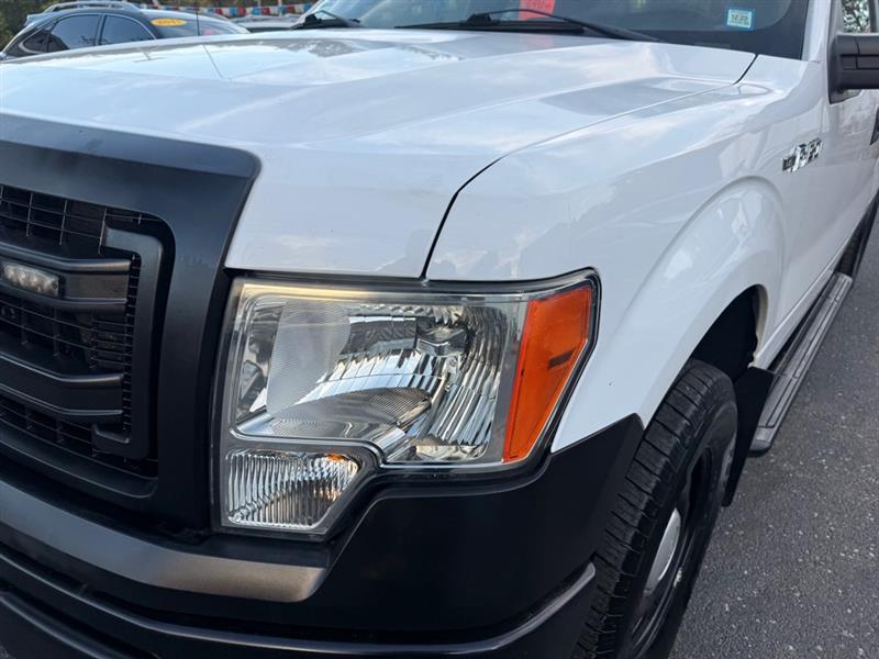 Ford F-150 XL SuperCab 6.5-ft. Bed 4WD 2014