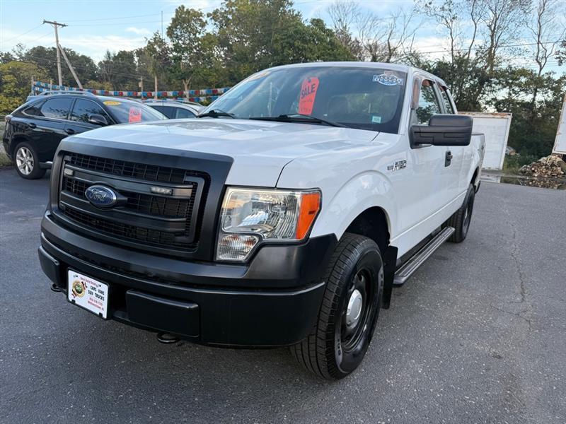 Ford F-150 XL SuperCab 6.5-ft. Bed 4WD 2014