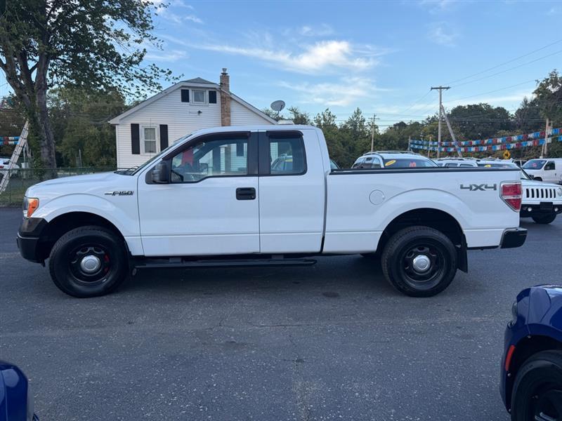 Ford F-150 XL SuperCab 6.5-ft. Bed 4WD 2014