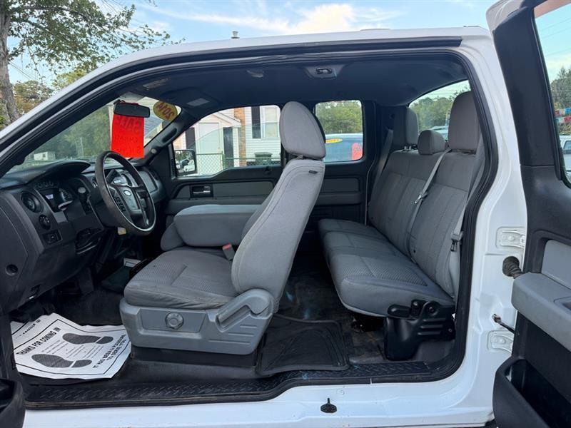 Ford F-150 XL SuperCab 6.5-ft. Bed 4WD 2014