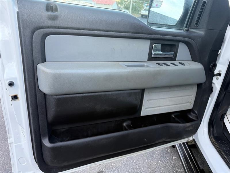 Ford F-150 XL SuperCab 6.5-ft. Bed 4WD 2014