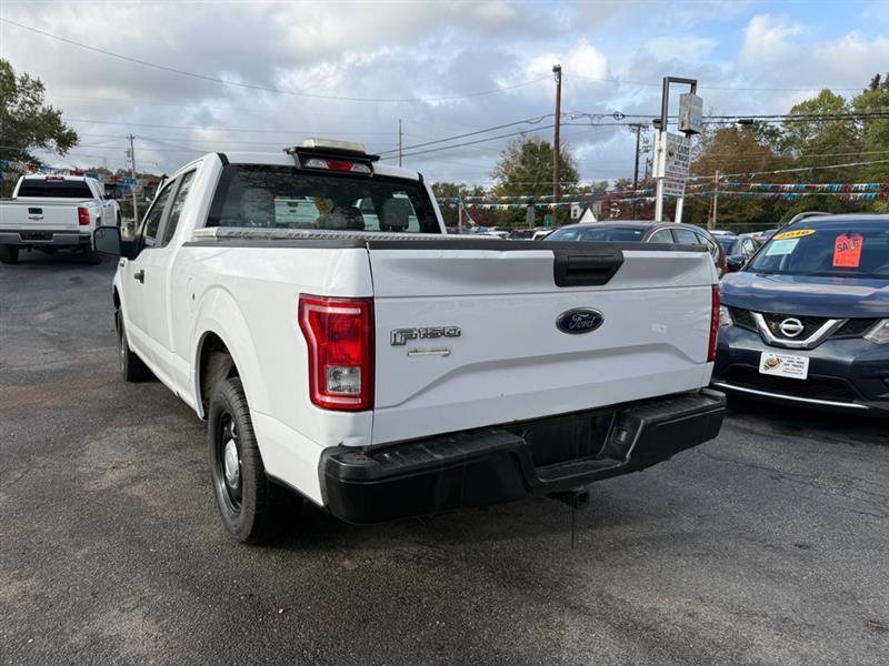 Ford F-150 XL SuperCab 6.5-ft. Bed 2WD 2017