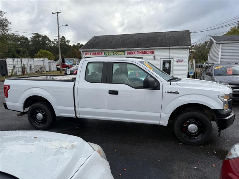 Ford F-150 XL SuperCab 6.5-ft. Bed 2WD 2017