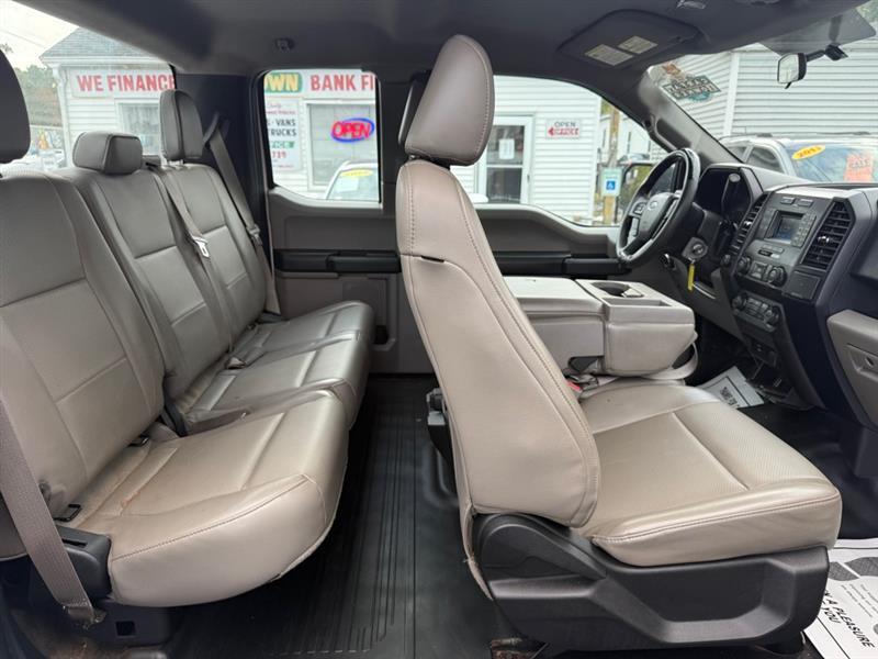 Ford F-150 XL SuperCab 6.5-ft. Bed 2WD 2017