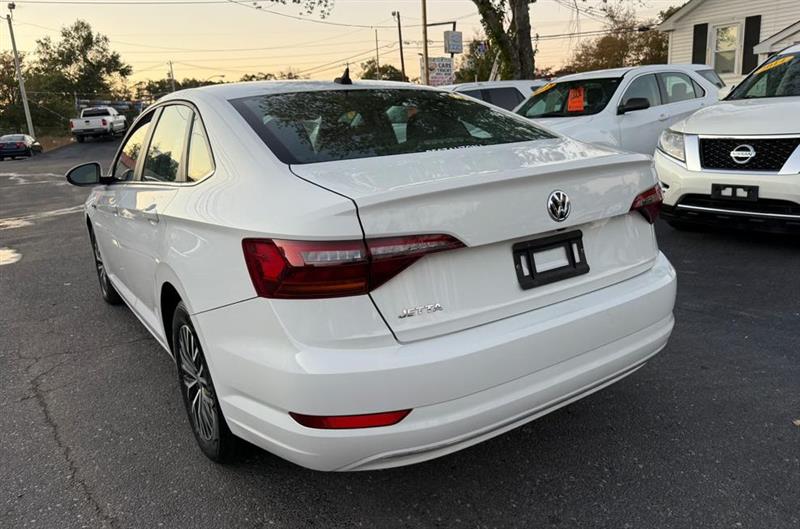 Volkswagen Jetta 1.4T SEL 8A 2019 Volkswagen Jetta 1.4T SEL 8A 2019