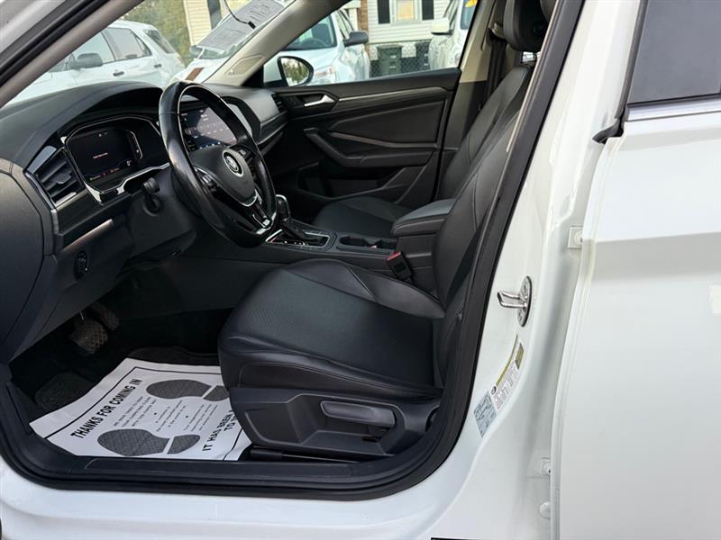 Volkswagen Jetta 1.4T SEL 8A 2019 Volkswagen Jetta 1.4T SEL 8A 2019