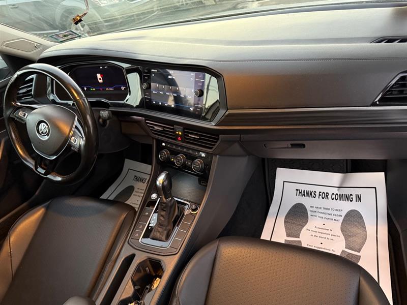 Volkswagen Jetta 1.4T SEL 8A 2019 Volkswagen Jetta 1.4T SEL 8A 2019