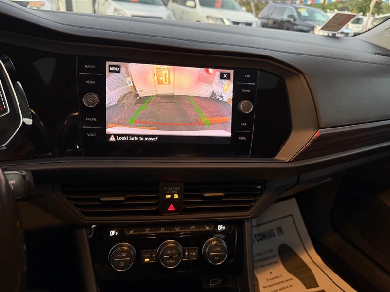 Volkswagen Jetta 1.4T SEL 8A 2019 Volkswagen Jetta 1.4T SEL 8A 2019