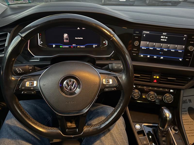 Volkswagen Jetta 1.4T SEL 8A 2019 Volkswagen Jetta 1.4T SEL 8A 2019