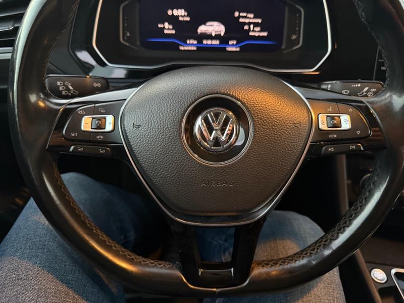 Volkswagen Jetta 1.4T SEL 8A 2019 Volkswagen Jetta 1.4T SEL 8A 2019