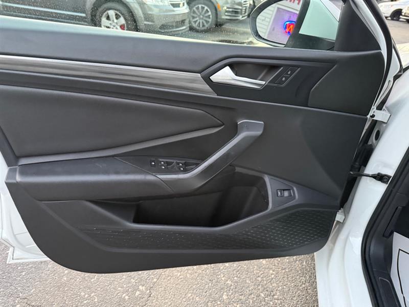 Volkswagen Jetta 1.4T SEL 8A 2019 Volkswagen Jetta 1.4T SEL 8A 2019