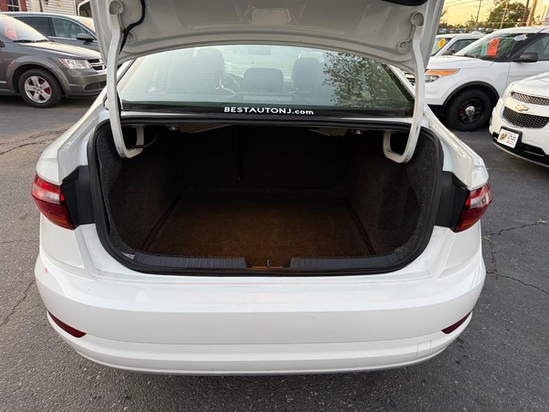 Volkswagen Jetta 1.4T SEL 8A 2019 Volkswagen Jetta 1.4T SEL 8A 2019