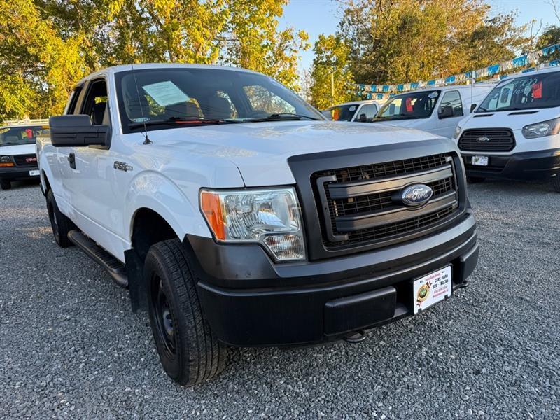 Ford F-150 XL SuperCab 6.5-ft. Bed 4WD 2014