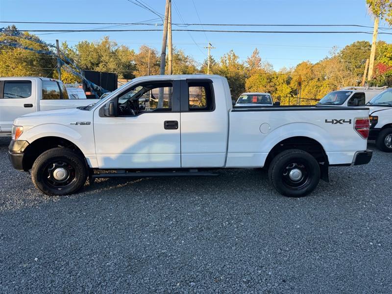 Ford F-150 XL SuperCab 6.5-ft. Bed 4WD 2014