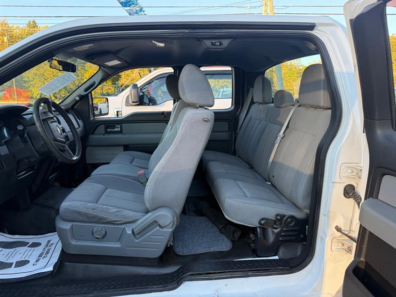 Ford F-150 XL SuperCab 6.5-ft. Bed 4WD 2014