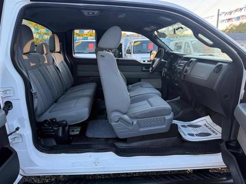 Ford F-150 XL SuperCab 6.5-ft. Bed 4WD 2014