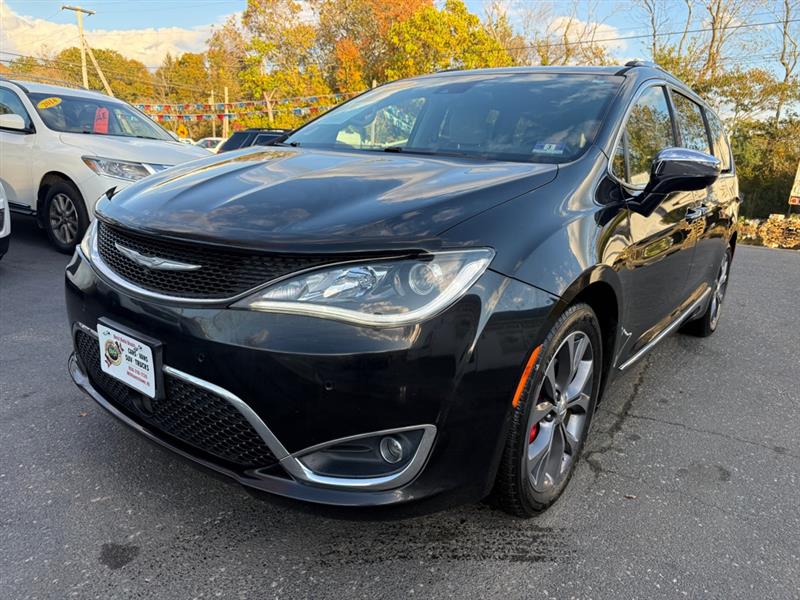 Chrysler Pacifica Limited 2017 Chrysler Pacifica Limited 2017
