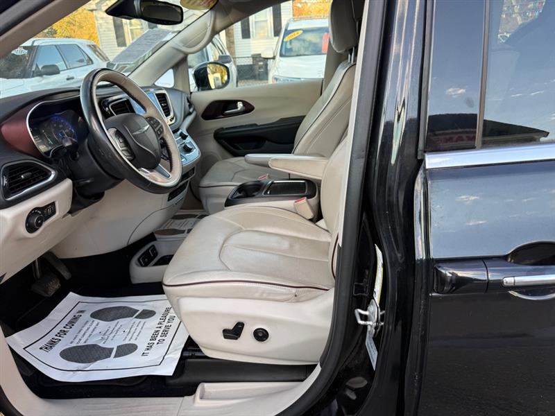 Chrysler Pacifica Limited 2017 Chrysler Pacifica Limited 2017