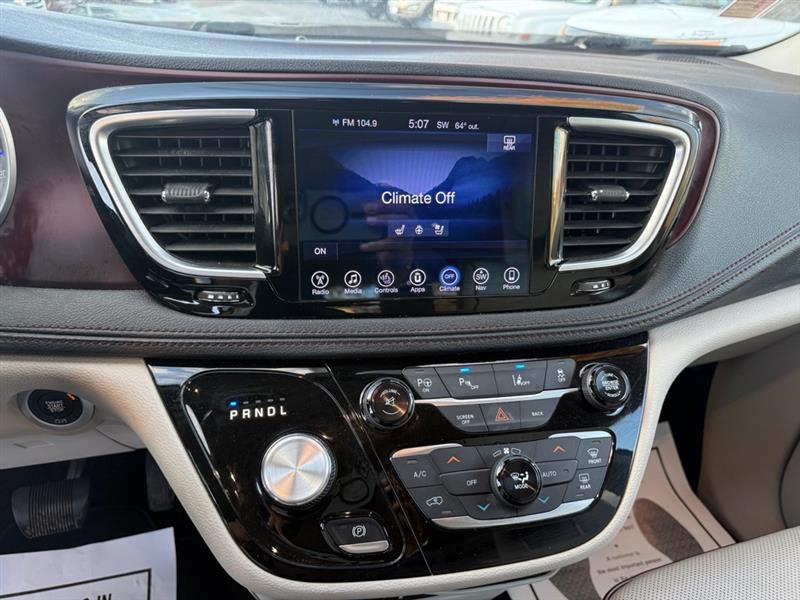 Chrysler Pacifica Limited 2017 Chrysler Pacifica Limited 2017