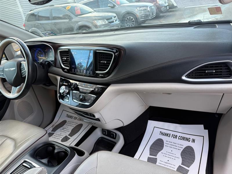 Chrysler Pacifica Limited 2017 Chrysler Pacifica Limited 2017
