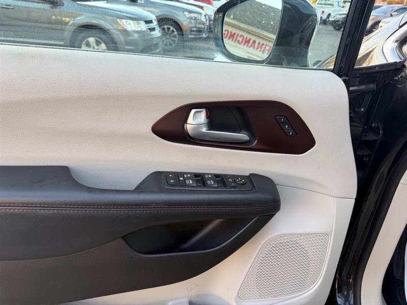 Chrysler Pacifica Limited 2017 Chrysler Pacifica Limited 2017