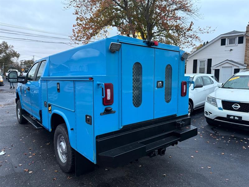 Ford F-250 SD XL SuperCab 4WD 2019 Ford F-250 SD XL SuperCab 4WD 2019