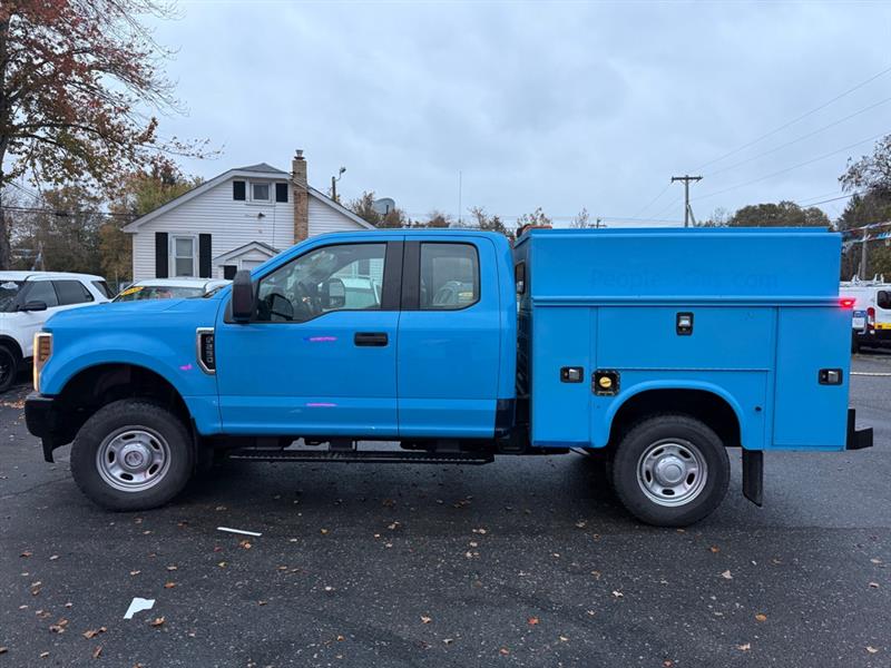 Ford F-250 SD XL SuperCab 4WD 2019 Ford F-250 SD XL SuperCab 4WD 2019