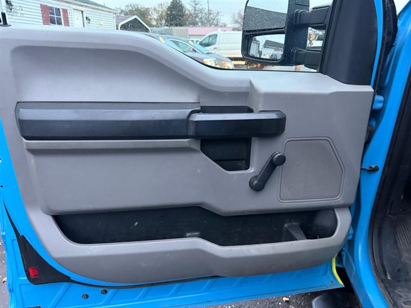 Ford F-250 SD XL SuperCab 4WD 2019 Ford F-250 SD XL SuperCab 4WD 2019