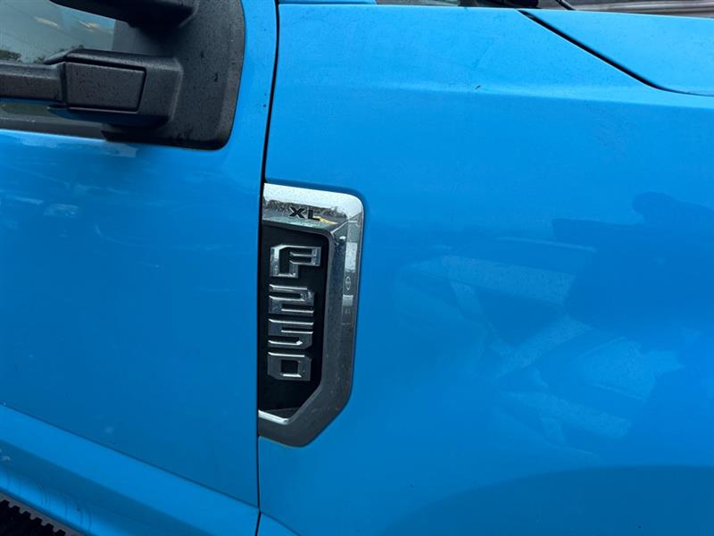 Ford F-250 SD XL SuperCab 4WD 2019 Ford F-250 SD XL SuperCab 4WD 2019