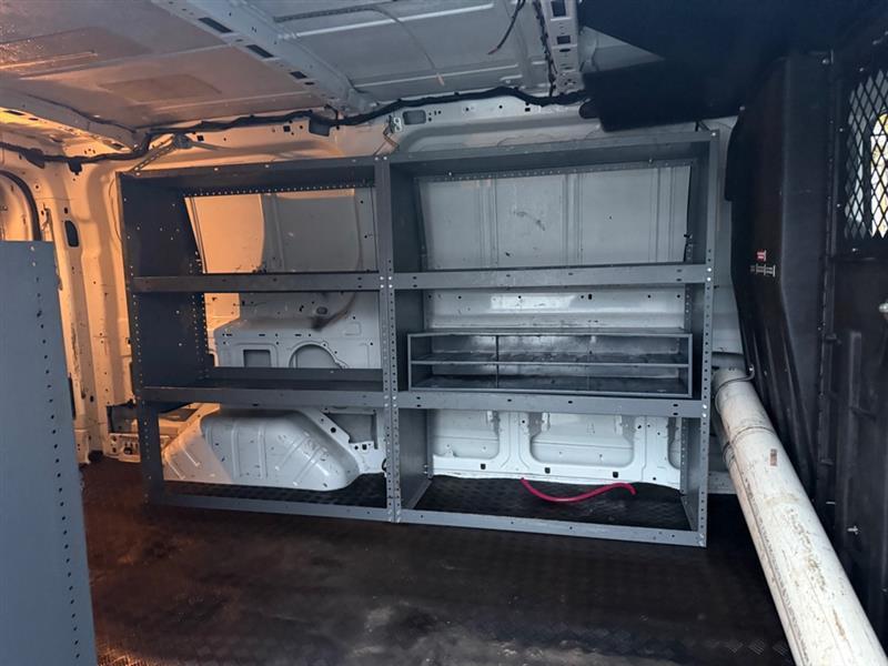 Ford Transit 250 Van Low Roof 60/40 Pass.130-in. WB 2016