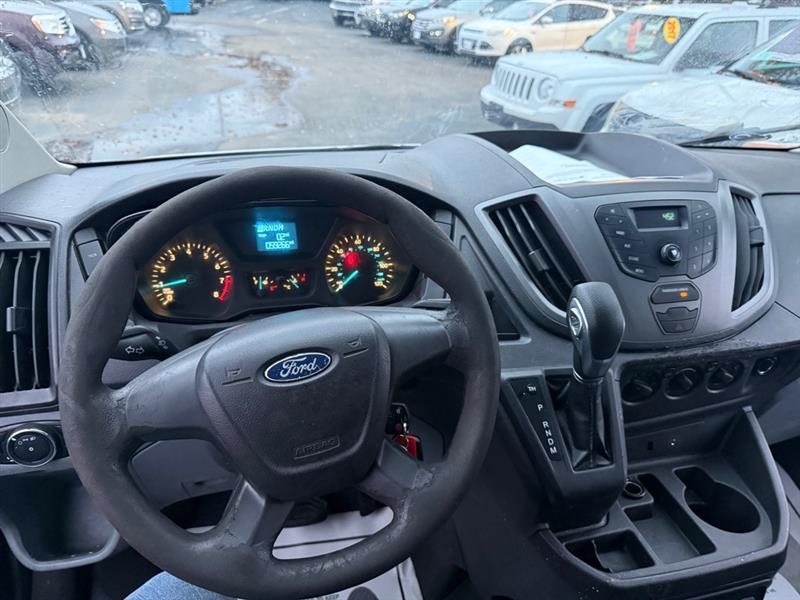 Ford Transit 250 Van Low Roof 60/40 Pass.130-in. WB 2016