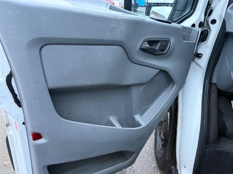 Ford Transit 250 Van Low Roof 60/40 Pass.130-in. WB 2016