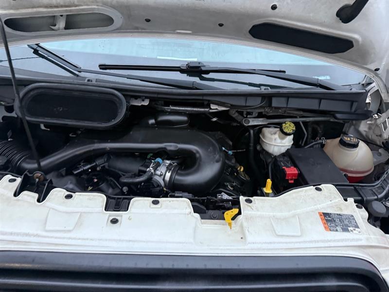 Ford Transit 250 Van Low Roof 60/40 Pass.130-in. WB 2016