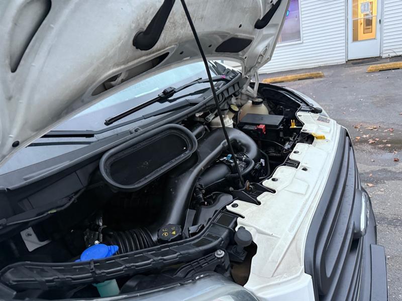 Ford Transit 250 Van Low Roof 60/40 Pass.130-in. WB 2016